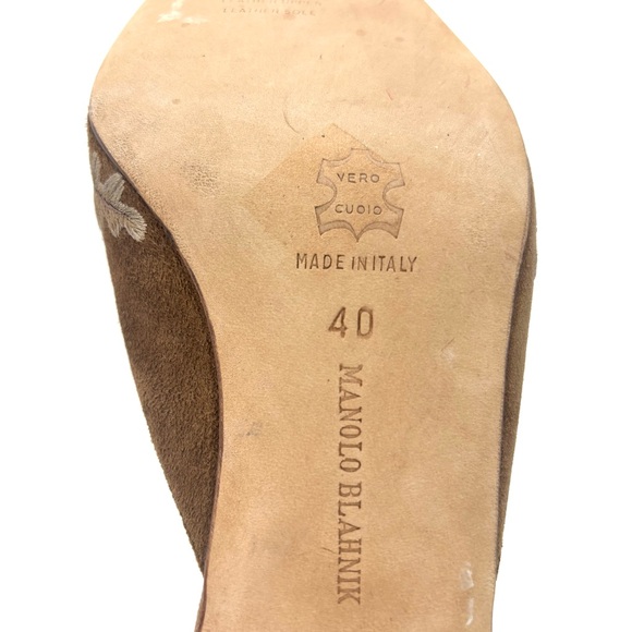 NEW Vintage Manolo Blahnik Suede Embroidered Pointed Toe Kitten Heel Mules 40 - Picture 9 of 10